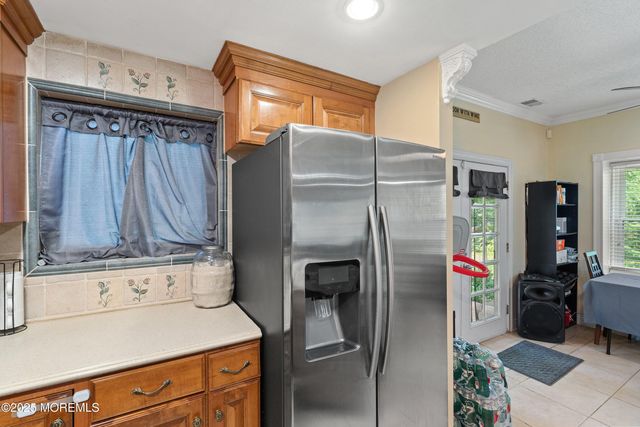 28 Melrose Drive, 1A, Toms River, NJ 08753