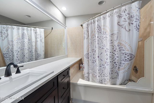 28 Melrose Drive, 1A, Toms River, NJ 08753