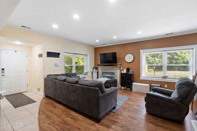 28 Melrose Drive, 1A, Toms River, NJ 08753