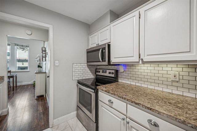 4006 Holland Avenue A, Dallas, TX 75219