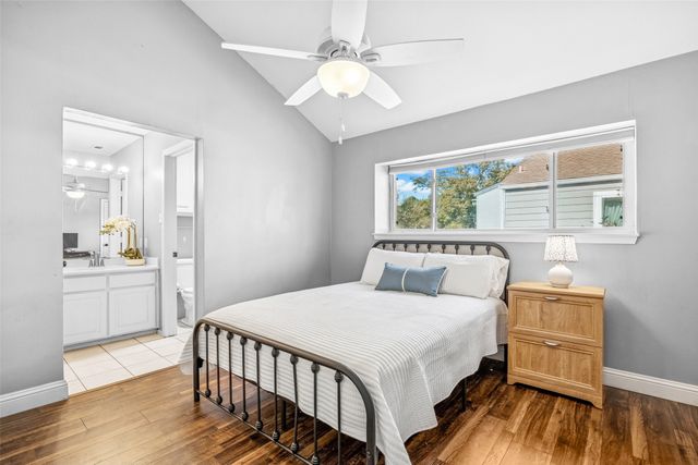 4006 Holland Avenue A, Dallas, TX 75219