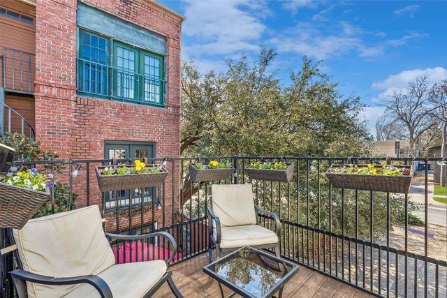 4006 Holland Avenue A, Dallas, TX 75219