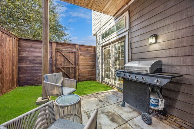 4006 Holland Avenue A, Dallas, TX 75219