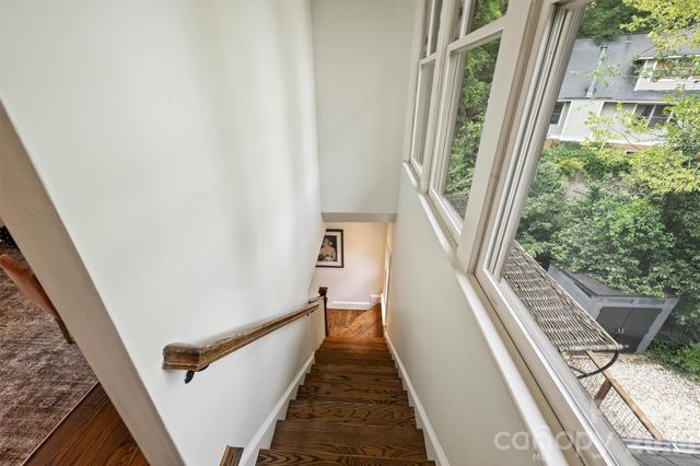 1611 Tippah Park Court, Charlotte, NC 28205