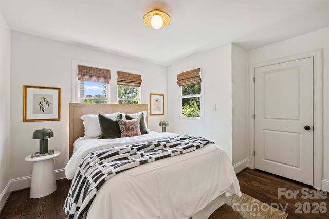 1611 Tippah Park Court, Charlotte, NC 28205