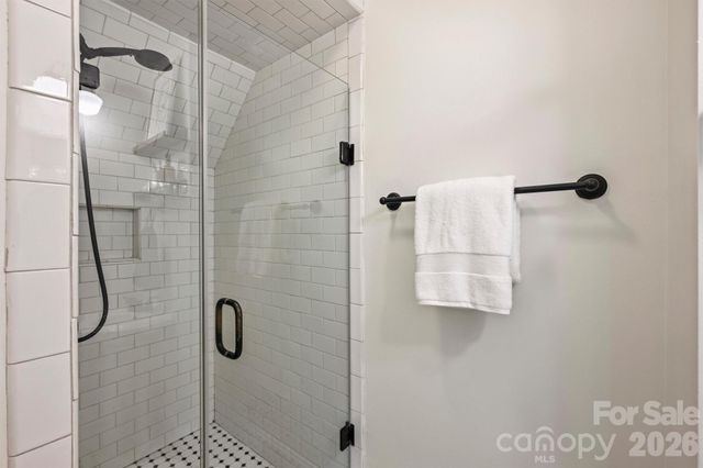 1611 Tippah Park Court, Charlotte, NC 28205