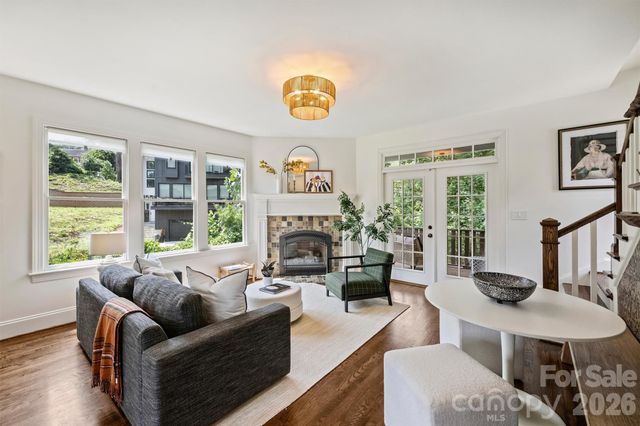 1611 Tippah Park Court, Charlotte, NC 28205