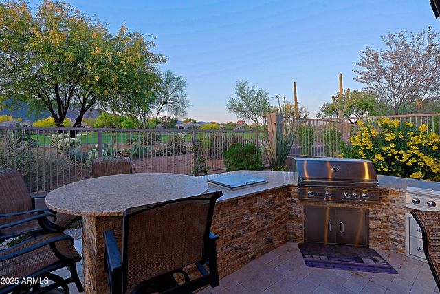 6562 E EVENING GLOW Drive, Scottsdale, AZ 85266