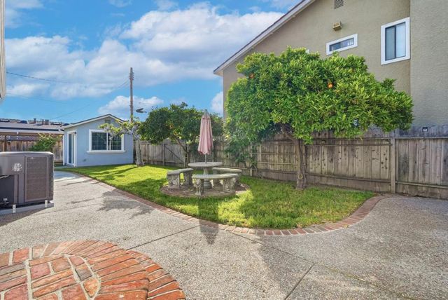 2359 Brown Avenue, Santa Clara, CA 95051