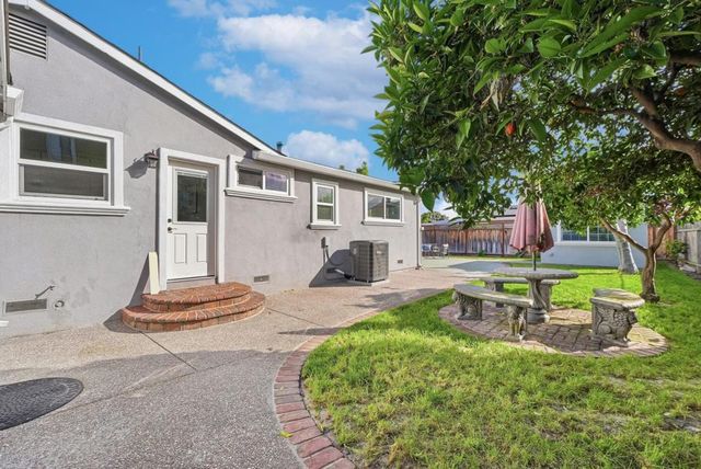 2359 Brown Avenue, Santa Clara, CA 95051