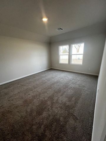 9017 NW 149th Street, Yukon, OK 73099