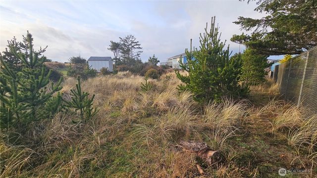 505 347th Place, Ocean Park, WA 98640