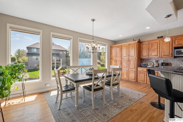 18723 Lamont Street, Omaha, NE 68130