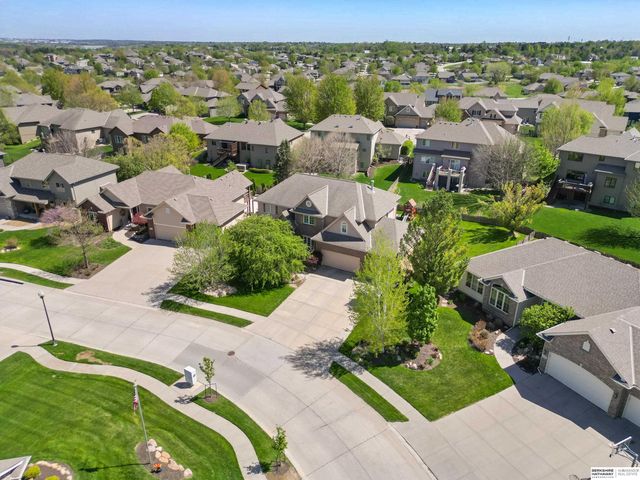 18723 Lamont Street, Omaha, NE 68130