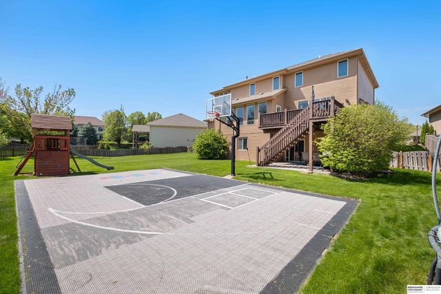 18723 Lamont Street, Omaha, NE 68130