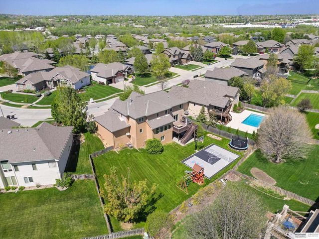 18723 Lamont Street, Omaha, NE 68130