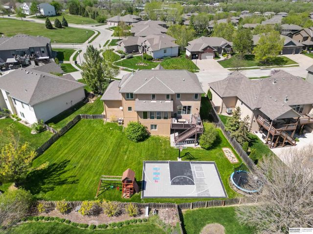 18723 Lamont Street, Omaha, NE 68130