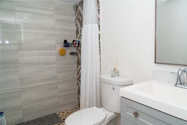854 NW 87th Ave 405, Miami, FL 33172