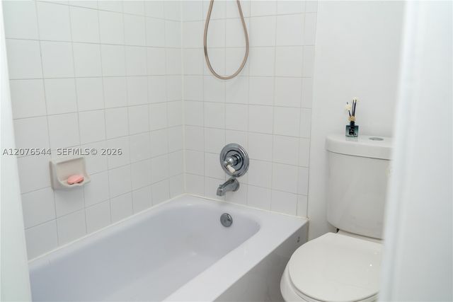 854 NW 87th Ave 405, Miami, FL 33172