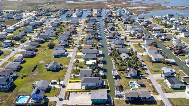 16506 Trinidad Way, Jamaica Beach, TX 77554