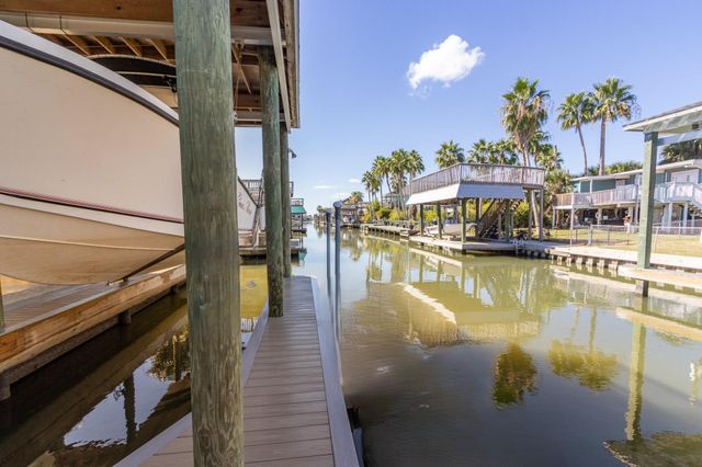 16506 Trinidad Way, Jamaica Beach, TX 77554