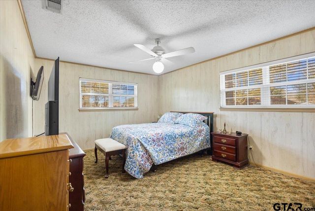 110 Leisure Ln, Whitehouse, TX 75791