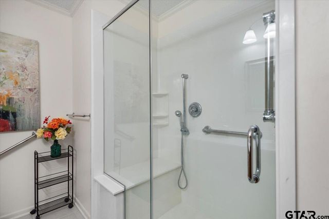 110 Leisure Ln, Whitehouse, TX 75791