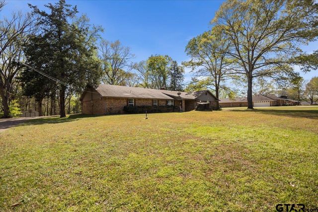 110 Leisure Ln, Whitehouse, TX 75791