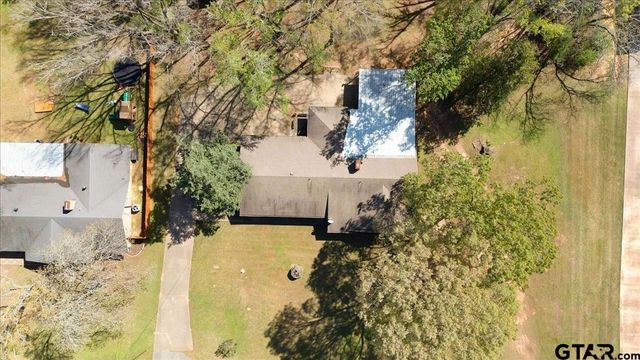 110 Leisure Ln, Whitehouse, TX 75791