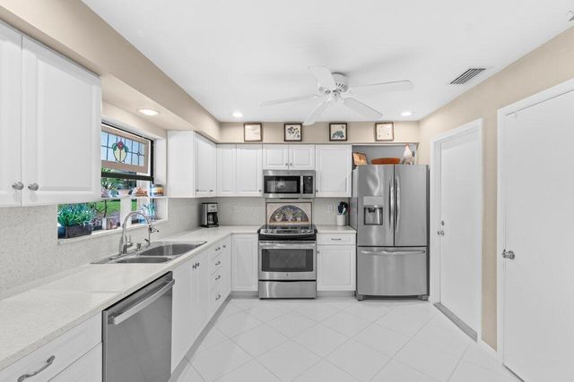 4680 Rosewood Tree Court A, Boynton Beach, FL 33436