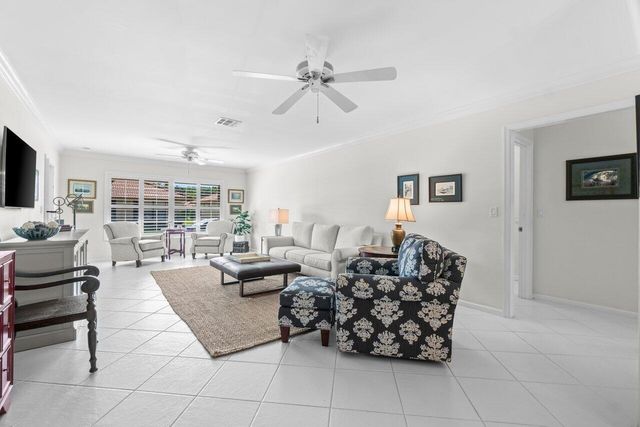 4680 Rosewood Tree Court A, Boynton Beach, FL 33436