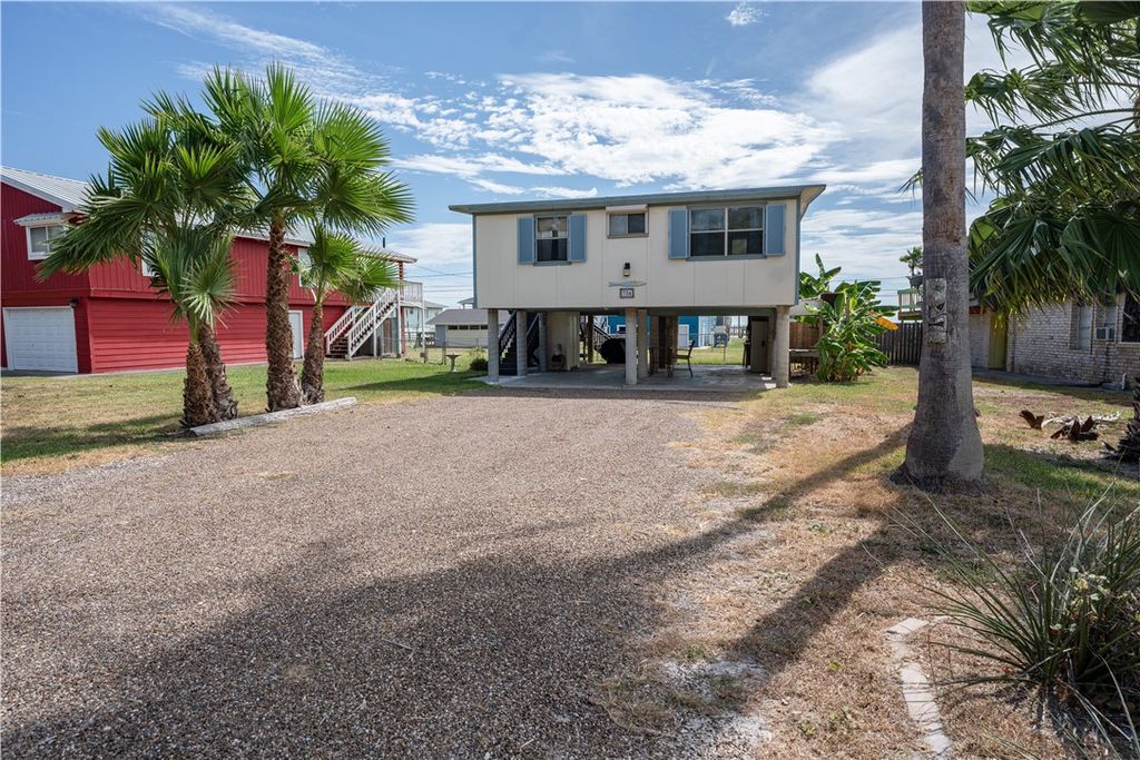 734 S Sandpiper Road, Ingleside, TX 78362 — photo 2