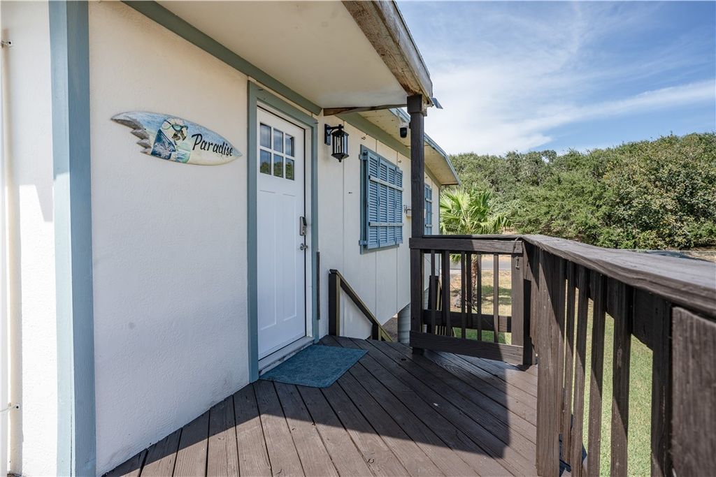 734 S Sandpiper Road, Ingleside, TX 78362 — photo 4