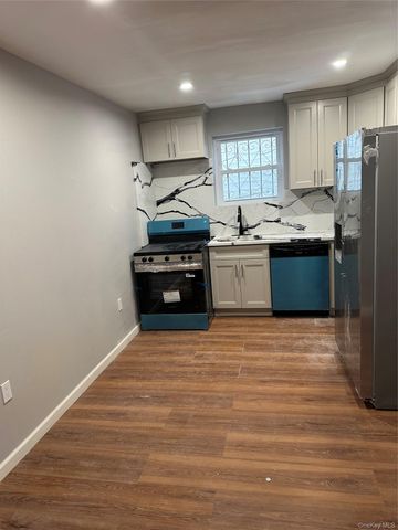 4057 Barnes Avenue, Bronx, NY 10466