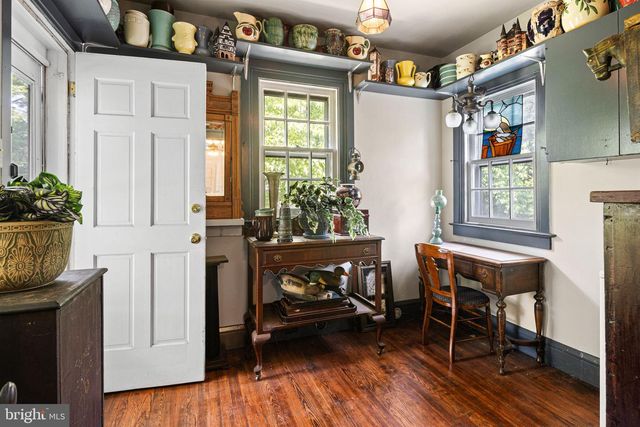 421 S 5TH ST, North Wales, PA 19454