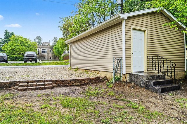 139 W Rittenhouse Avenue, Battle Creek, MI 49037