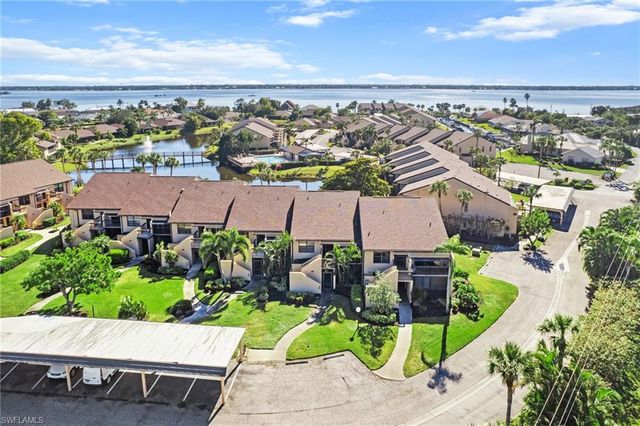 15448 Admiralty CIR 8, North Fort Myers, FL 33917