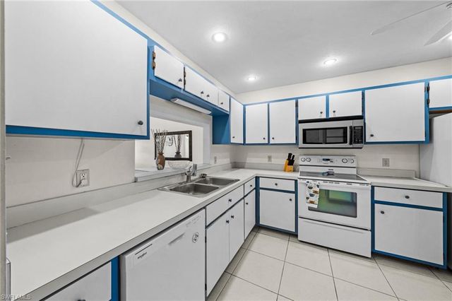 15448 Admiralty CIR 8, North Fort Myers, FL 33917