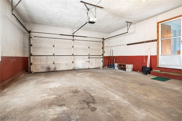 3966 Wadsworth Road, Norton, OH 44203