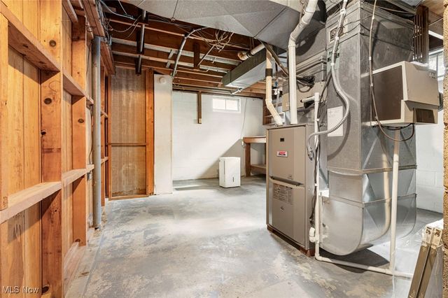 3966 Wadsworth Road, Norton, OH 44203