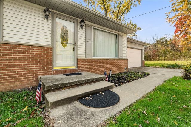3966 Wadsworth Road, Norton, OH 44203