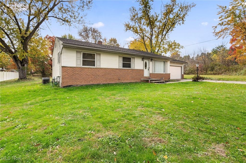 3966 Wadsworth Road, Norton, OH 44203
