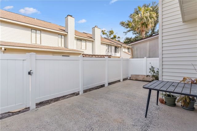 801 Mallery Street E, St Simons Island, GA 31522