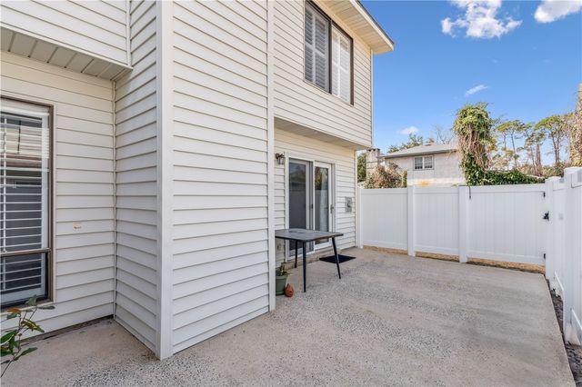 801 Mallery Street E, St Simons Island, GA 31522