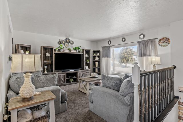 5539 Maves Trail SE, Prior Lake, MN 55372