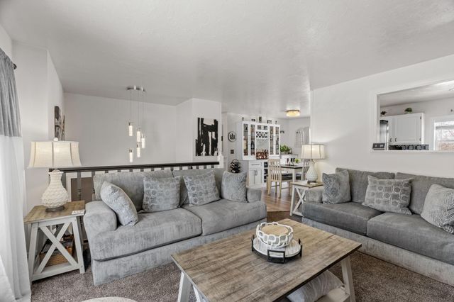 5539 Maves Trail SE, Prior Lake, MN 55372