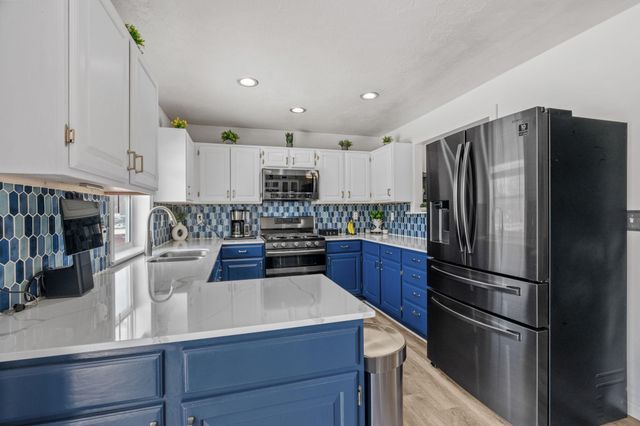 5539 Maves Trail SE, Prior Lake, MN 55372