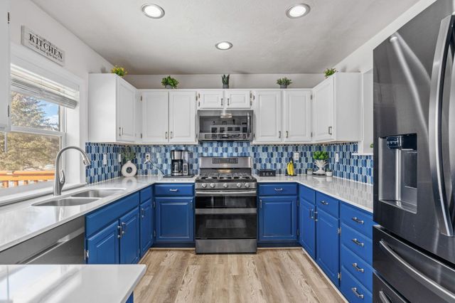 5539 Maves Trail SE, Prior Lake, MN 55372