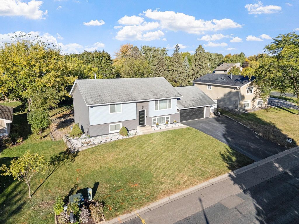 5539 Maves Trail SE, Prior Lake, MN 55372