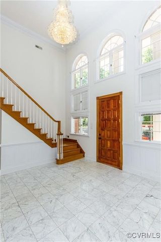 12100 Ganesh Ln, Chester, VA 23836
